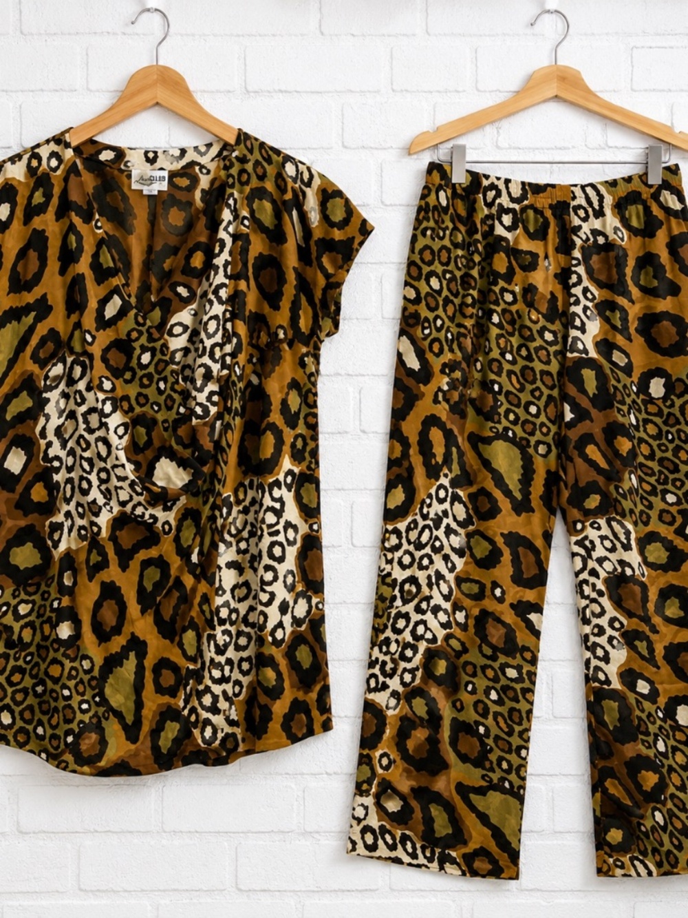 VTG Anna Club 2 Pc Pants Set Womens US 10 Leopard Animal Print Safari Tunic
